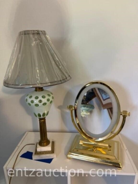 BOX OF 2 LAMPS, LIGHTED MIRROR, WALL MIRROR &