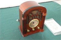 CLASSIC COLLECTOR'S EDITION RADIO, UNUSED