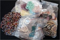 Bag of assorted beads, pearls and cameos