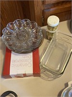Pyrex dishes, Egg Trays