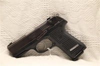 Pistol,  Ruger,  Model P95, 9 mm
