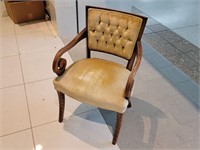 Vintage Velvet Tufted Armed Chair