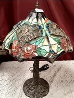 Beautiful Tiffany Style Stained Glass Lamp