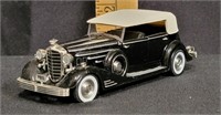 Signature Models 1933 Cadillac Fleetwood 1/32