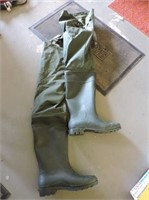 Size 10 Waders