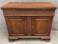 Henkel Harris Mahogany Server