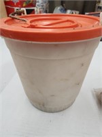 Plano insulated Bucket