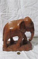 Sculpture d'Elephant en bois