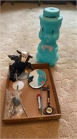 Small mirrors, large plastic piggy bank, keychain