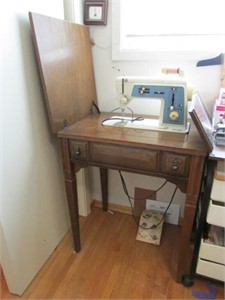 singer sewing machine & cabinet