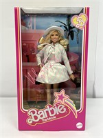 Autograph COA Barbie Fdoll