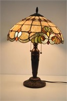 TIFFANY STYLE LEAD GLASS TABLE LAMP - 20"H