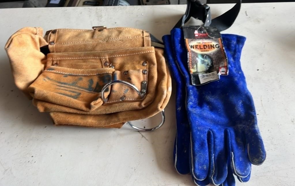 Welding Gloves and Leather Tool Belt. #LYR