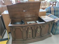 Vintage Mid-Century Zenith Console Stereo w/