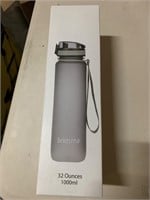 Premium Sports Water Bottle with Leak Proof top