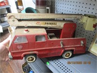 Vtg. Tonka Snorkel Fire Truck