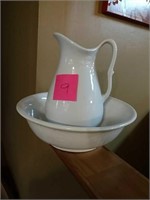 White wash basin and pitcher
