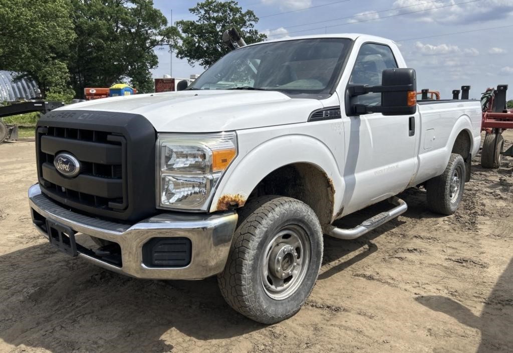 (T) 2011 Ford F-350