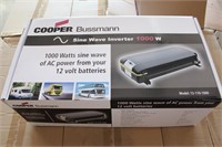 COOPER BUSSMAN SINE WAVE 1000W INVERTER