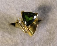 14kt Green Tourmaline and Diamond Ring