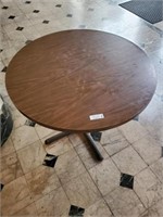 35.5" circumference X 30# H Round Table