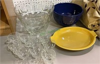 Mixed lot glassware - clear punch bowl with nine