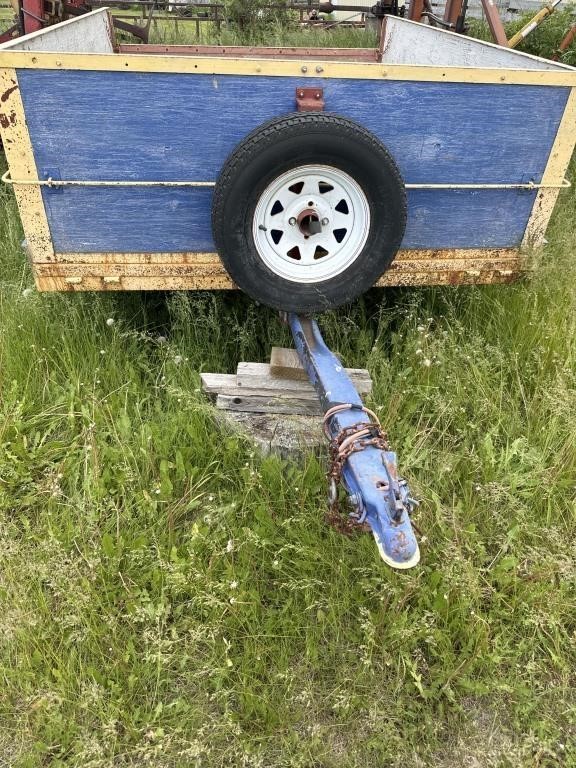 6' x 8' Blue Single Axle Utility Trailer w/ sides