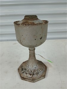Handlan inside thread metal lantern on cast iron