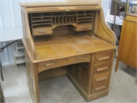 Oak S curve roll top desk good condition