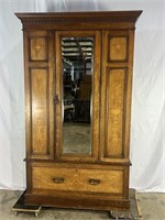 ARMOIRE