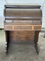 Vintage roll top desk 43 inches tall 20 inches