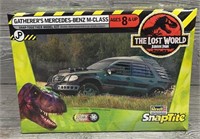 Jurassic Park Gatherers Mercedes Benz Model Kit