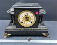 Wooden Mantle Clock w/Pendulum/key. Face Glass is