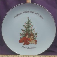 1975 Holly Hobbie Christmas Plate