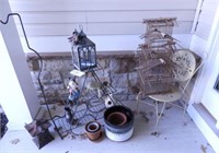 Lot #2003 - Selection of outdoor garden decoration