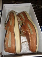 SPERRY BOAT SHOES SZ 9 MED