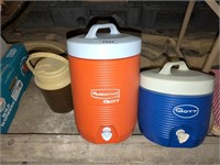 Vintage Rubbermaid GOTT cooler containers