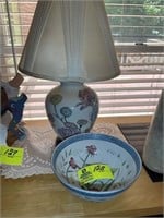 DECORATIVE BOWL AND LAMP 20 IN TALL