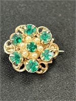 Vintage small green goldtone faux pearl brooch