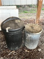 Trash cans with Lid