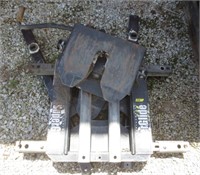 SuperGlide 5th wheel hitch