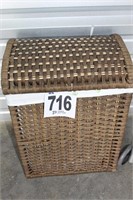 Lined Hamper (U246)