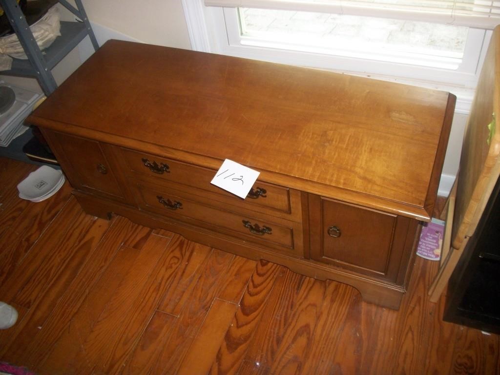 LANE CEDAR CHEST 47X19X17