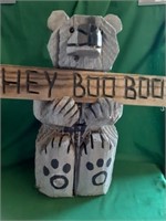 Chainsaw Carved Bear Statue w/ Hey Boo Boo/Welcome