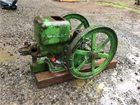 JOHN DEERE HIT & MISS MOTOR, MISSING PARTS