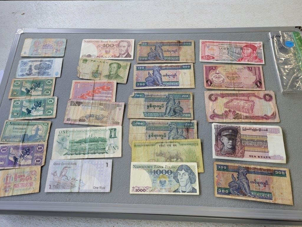 Bag of foreign paper money. Buyer must confirm all