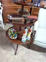 3 Tier Pie Crust Table