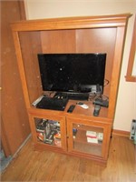 samsung flatscreen tv,dvd player,cabinet & tapes