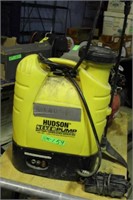 Hudson Cordless Weed Sprayer w/ Charger