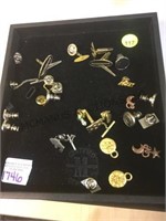 TRAY LOT OF CUFFLINKS, PUSH PINS & MORE
